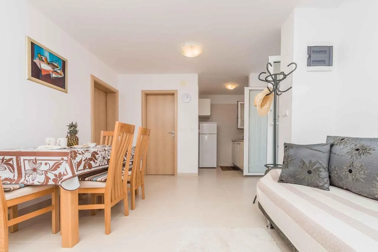 Apartment In Klimno/Insel Krk 13575