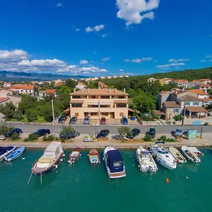 Insula Aurea Apartament